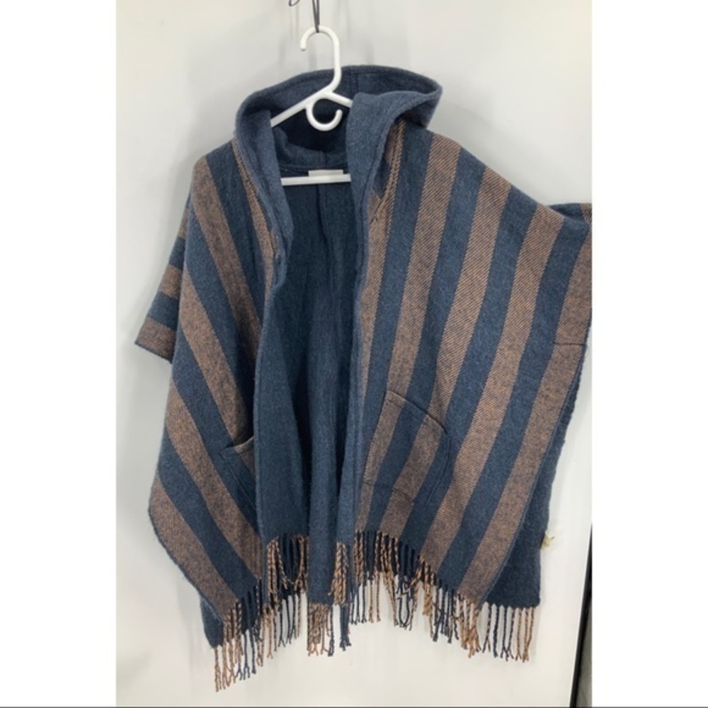 QUAGGA Open front Striped hooded FRINGE Poncho OS